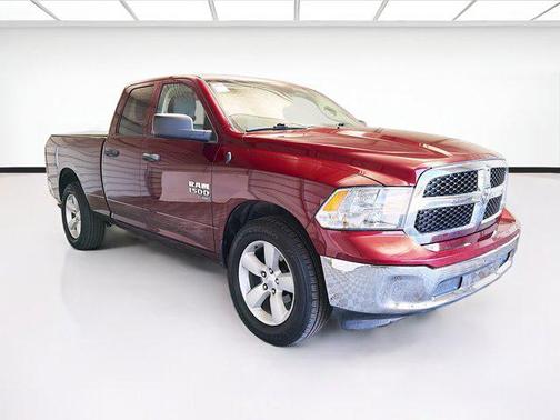 Delmonico Red Pearlcoat 2024 RAM 1500 Classic SLT