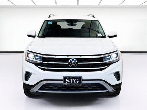 Pure White 2021 Volkswagen Atlas 2.0T SE w/Technology