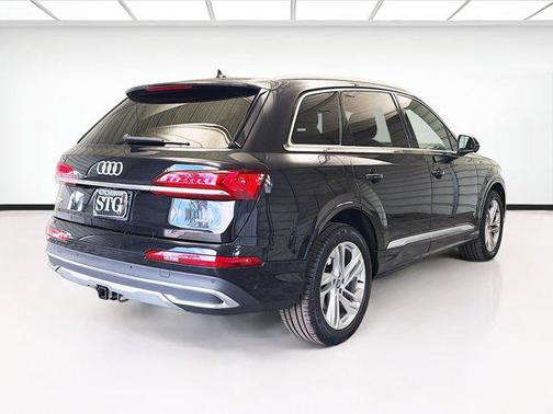 2021 Audi Q7 55 Premium