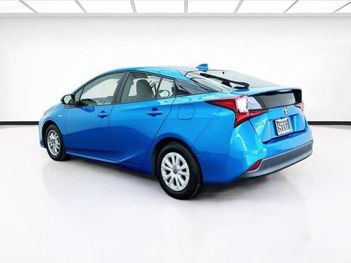 2022 Toyota Prius L