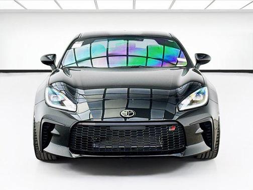 Raven 2024 Toyota GR86 Premium