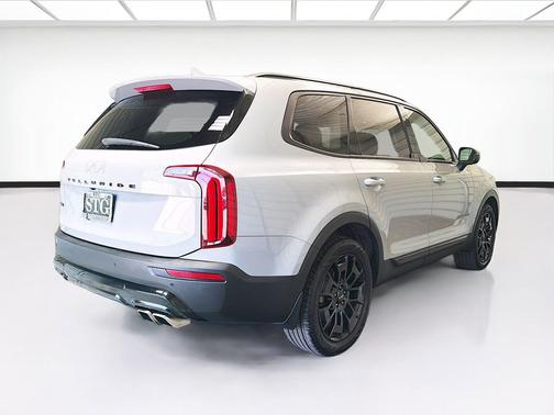 Wolf Gray 2022 Kia Telluride EX
