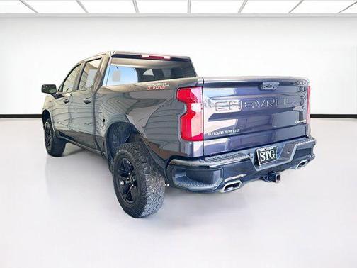 2022 Chevrolet Silverado 1500 Custom Trail Boss