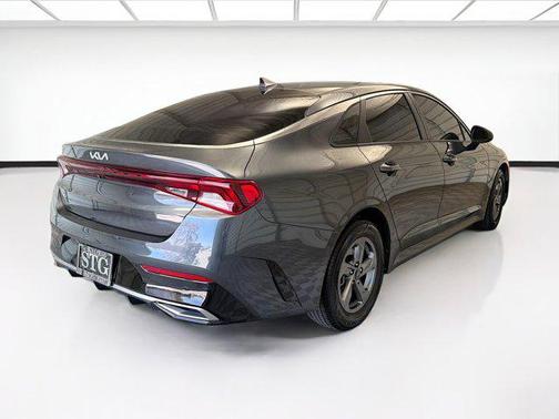 Gravity Gray 2022 Kia K5 LXS