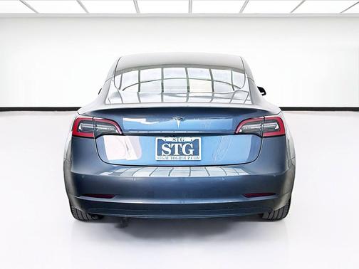 Midnight Silver Metallic 2020 Tesla Model 3 Standard Range Plus