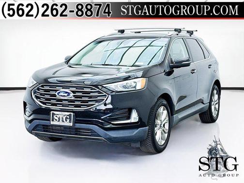 Black Metallic 2019 Ford Edge Titanium