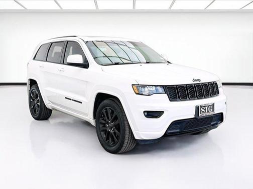 Bright White Clearcoat 2019 Jeep Grand Cherokee Altitude