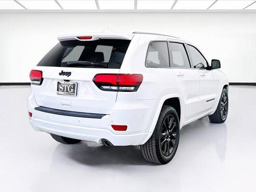 Bright White Clearcoat 2019 Jeep Grand Cherokee Altitude