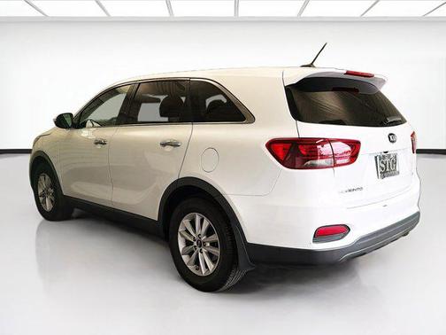 Snow White Pearl 2020 Kia Sorento LX