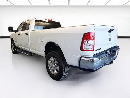 2024 RAM 2500 Big Horn Crew Cab 4x4 8' Box