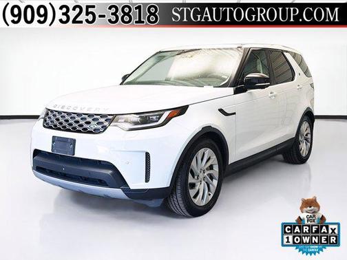 Fuji White 2024 Land Rover Discovery P300 S
