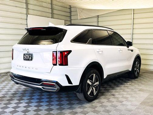 2022 Kia Sorento S