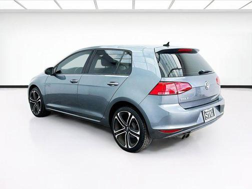 2017 Volkswagen Golf TSI S 4-Door
