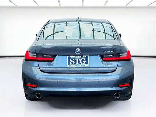 2022 BMW 330 330i