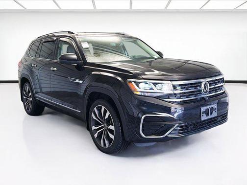 Deep Black 2022 Volkswagen Atlas 3.6L SEL Premium