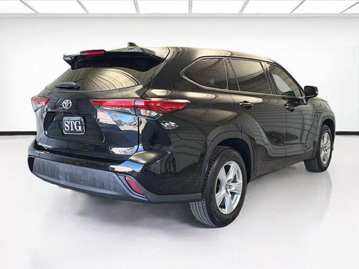 2021 Toyota Highlander L