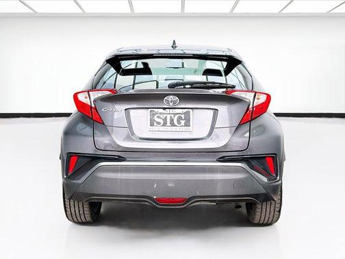 Magnetic Gray Metallic 2018 Toyota C-HR XLE Premium