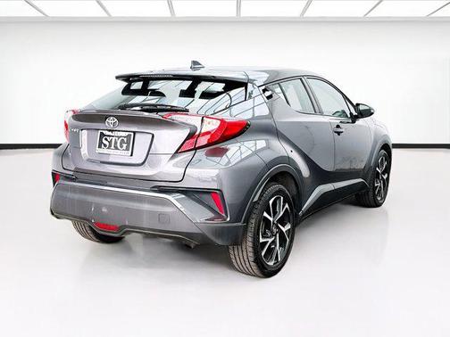 Magnetic Gray Metallic 2018 Toyota C-HR XLE Premium