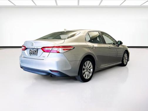 Celestial Silver Metallic 2020 Toyota Camry LE