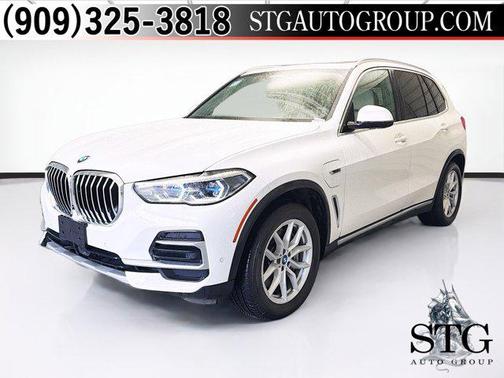 Alpine White 2022 BMW X5 PHEV xDrive45e