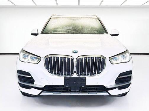 Alpine White 2022 BMW X5 PHEV xDrive45e
