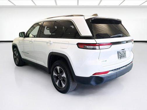 Bright White Clearcoat 2024 Jeep Grand Cherokee 4xe Base
