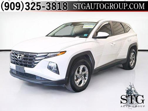 White Pearl 2024 Hyundai TUCSON SE