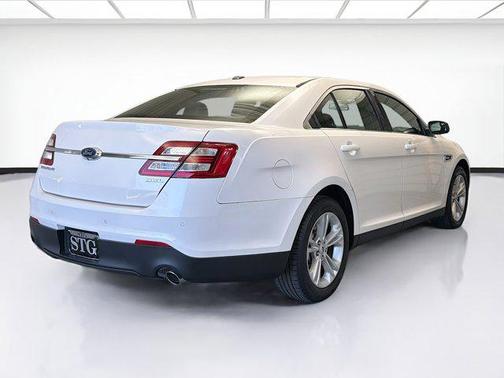 2019 Ford Taurus SEL