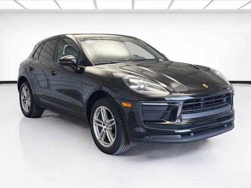 2022 Porsche Macan Base