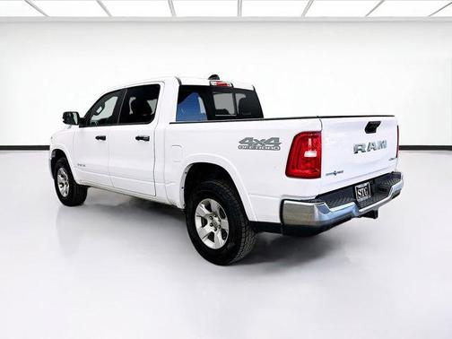 Bright White Clearcoat 2025 RAM 1500 Big Horn/Lone Star