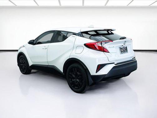 2021 Toyota C-HR LE