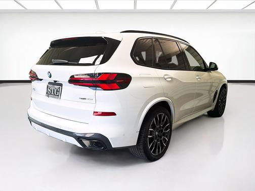 Alpine White 2024 BMW X5 sDrive40i