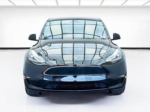 2024 Tesla Model Y Long Range Dual Motor All-Wheel Drive