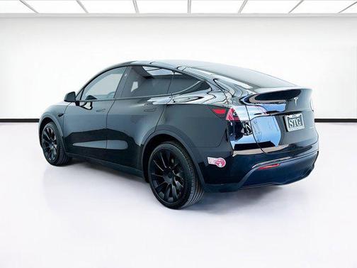 2024 Tesla Model Y Long Range Dual Motor All-Wheel Drive