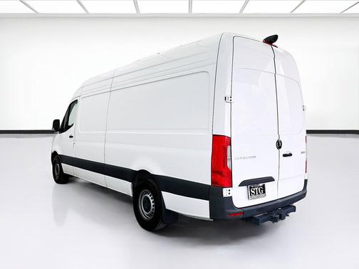 Arctic White 2024 Mercedes-Benz Sprinter 2500 High Roof