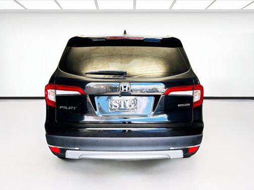 2019 Honda Pilot Touring 8-Passenger