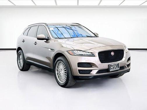 Quartzite Metallic 2017 Jaguar F-PACE 35t Prestige