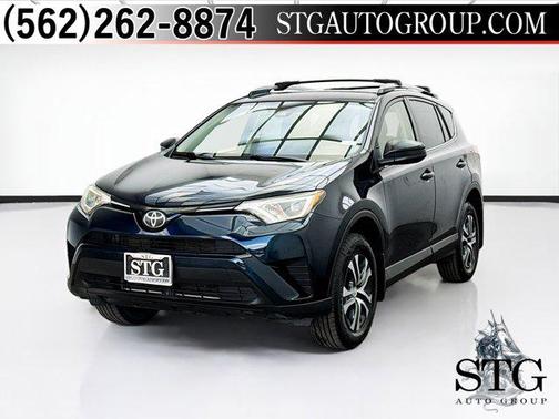 Aqua 2018 Toyota RAV4 LE
