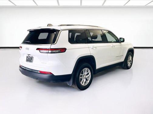 Bright White Clearcoat 2025 Jeep Grand Cherokee L Laredo