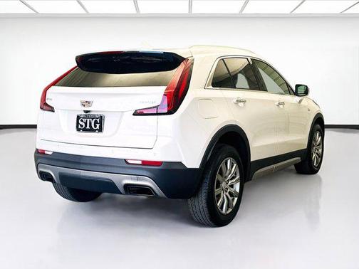 2021 Cadillac XT4 Premium Luxury