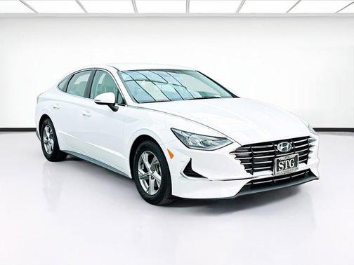 2023 Hyundai SONATA SE