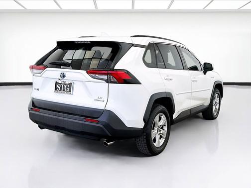 Super White 2020 Toyota RAV4 Hybrid LE