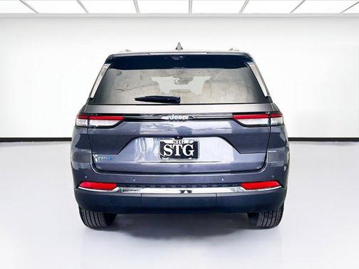 2022 Jeep Grand Cherokee 4xe Base