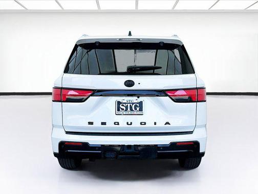 2024 Toyota Sequoia Platinum
