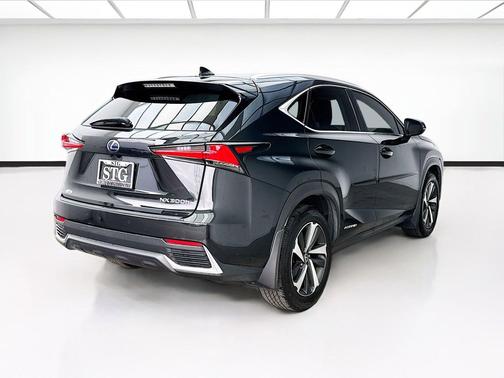 Caviar 2020 Lexus NX 300h Base