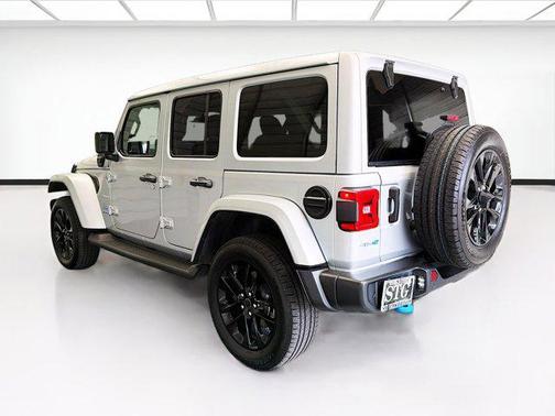 Silver Zynith Clearcoat 2024 Jeep Wrangler 4xe Sahara