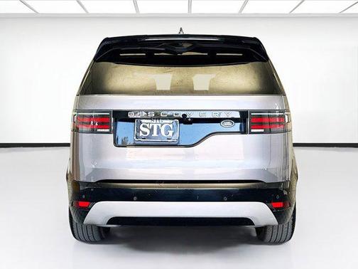 2021 Land Rover Discovery P300 S R-Dynamic
