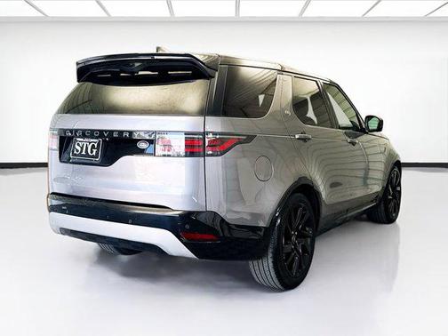 2021 Land Rover Discovery P300 S R-Dynamic