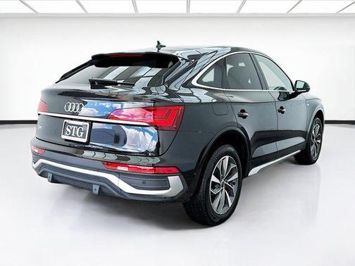 2022 Audi Q5 45 S line Prestige