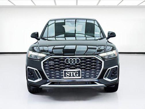 2022 Audi Q5 45 S line Prestige